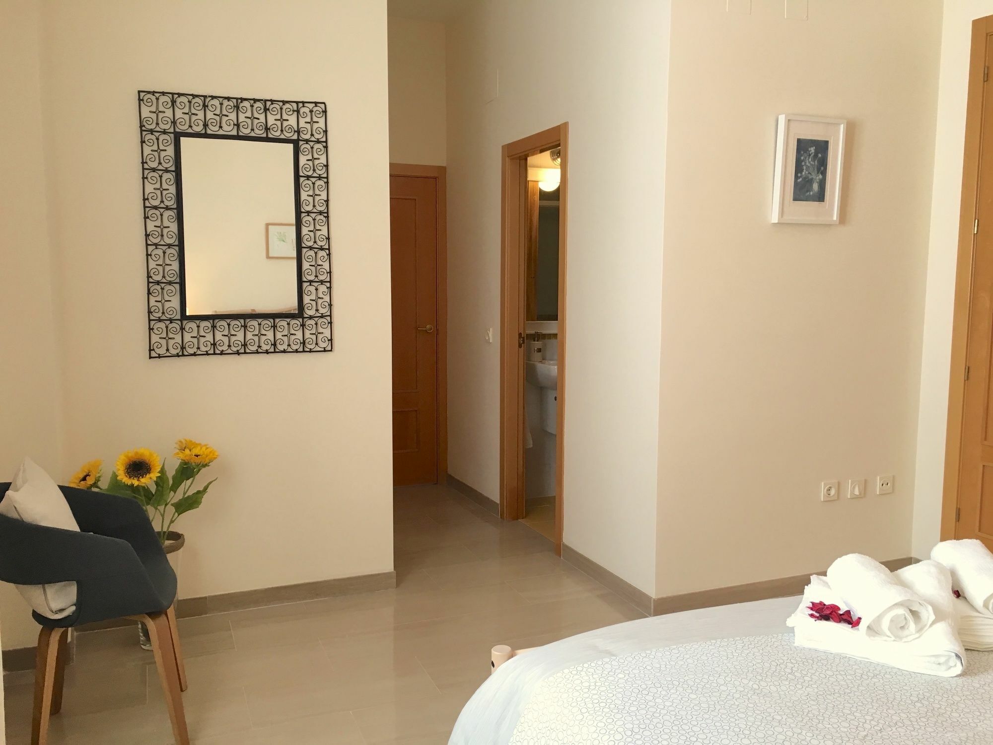 Teodosio Apartment Free Parking & Central Ac Sevilla Exterior foto